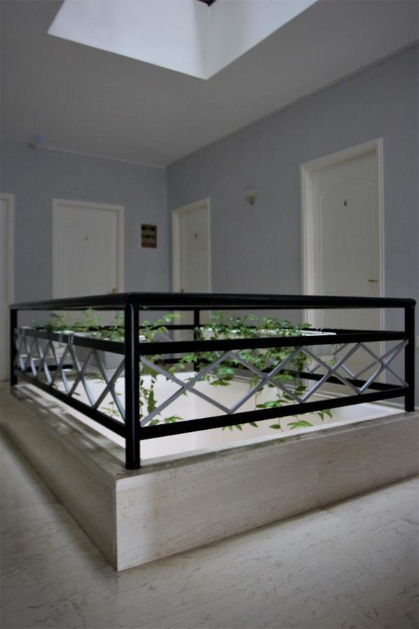 Saranda Hotel Esterno foto