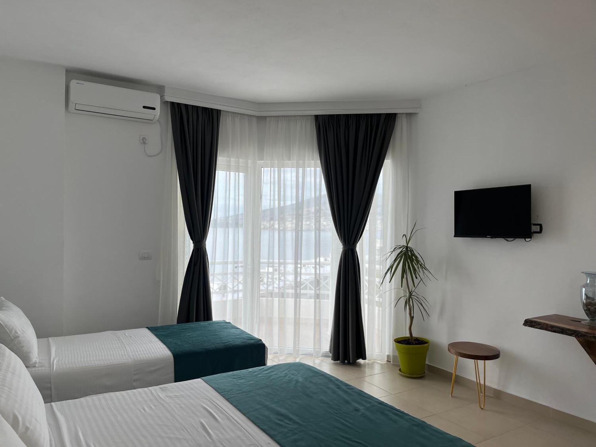 Saranda Hotel Esterno foto